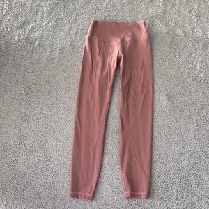 Lululemon Align Pant 28"
Figue size 4